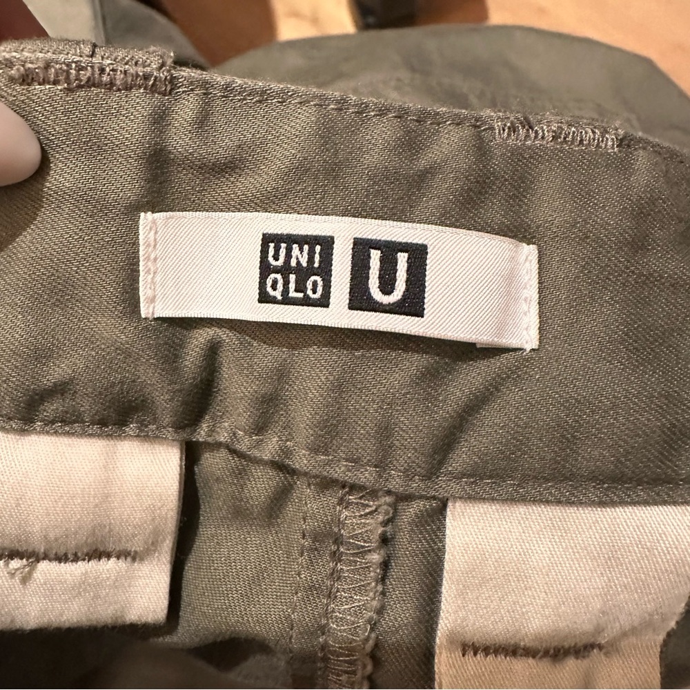 UNIQLO U Pleated Jogger Pants  army green sz 8 - Picture 9 of 11